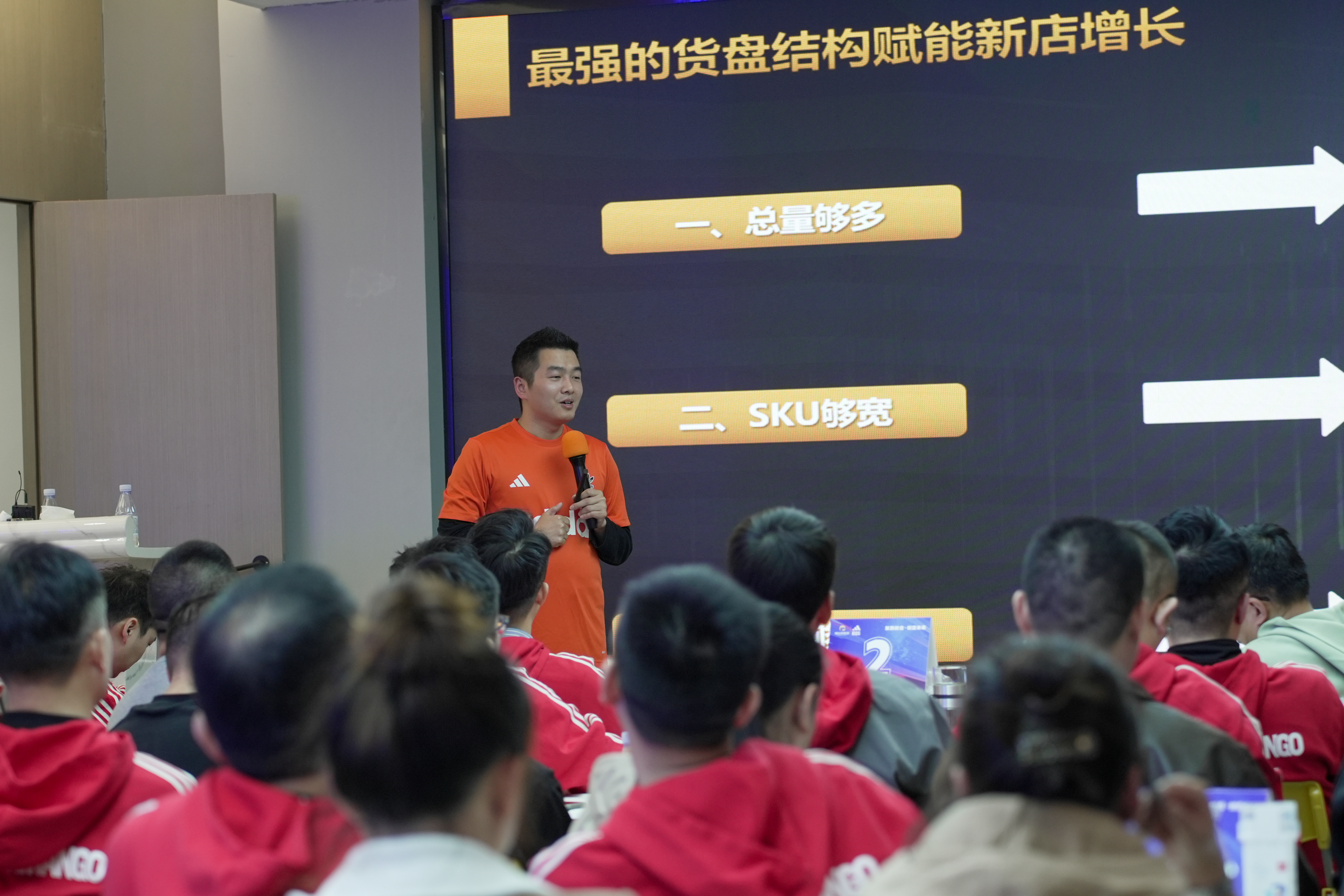 嗨玩购集团:阿迪达斯儿童核心战略合作伙伴冲出重围锚定2025腾飞之年!(图2)