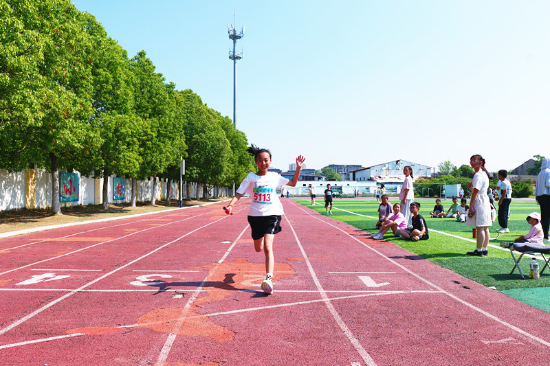 合肥市安庆路第三小学大杨分校举行第六届“和美杯”运动会暨校园文化艺术节(图5)