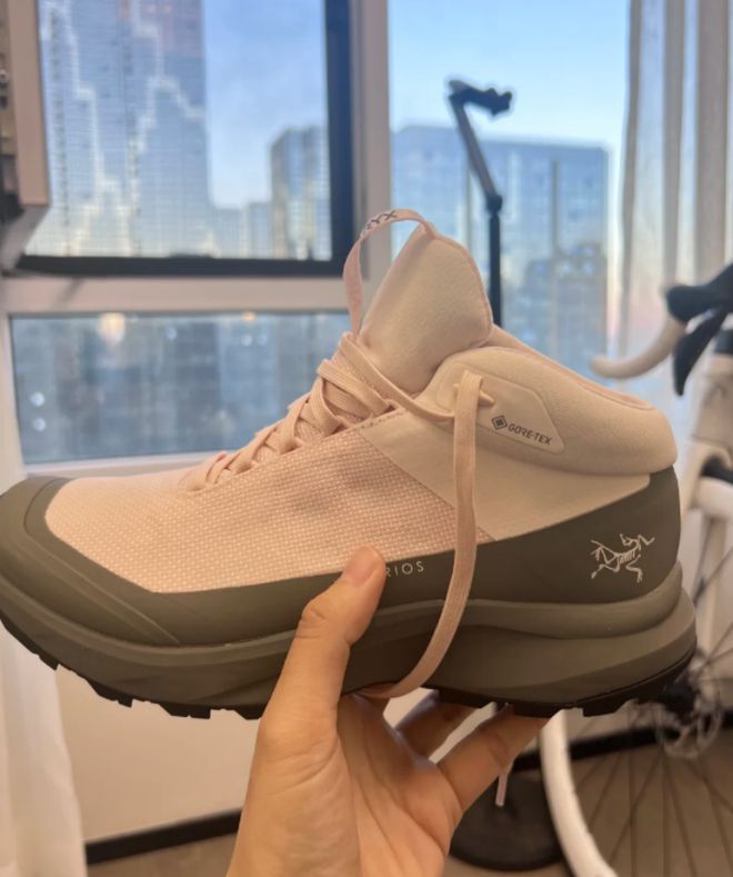 “爱鞋如养花、买鞋容易养鞋难”这个「洗鞋神器」拯救多少不会洗鞋的中国宝宝？(图1)