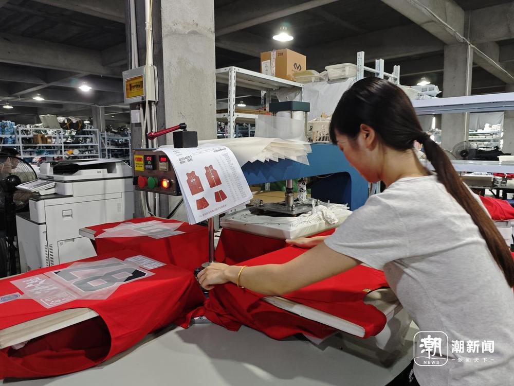 一天定制战袍1700件厂哥厂妹们的“浙BA”:想去现场看比赛(图4)