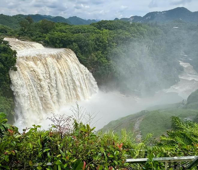 贵州双人游四天三晚多少钱?贵州双人跟团游价格4天3晚旅游指南(图1)