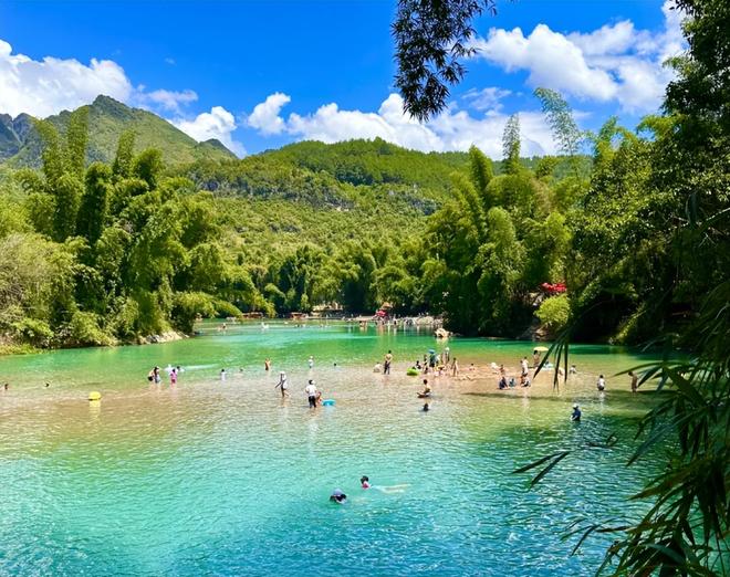 贵州双人游四天三晚多少钱?贵州双人跟团游价格4天3晚旅游指南(图6)