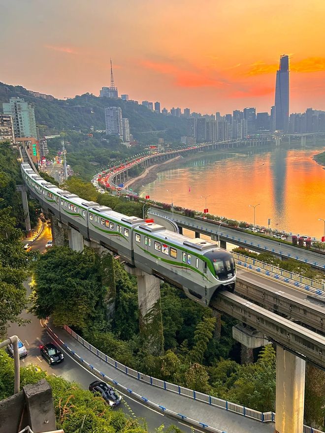 重庆三日游跟团超全旅游攻略：精华景点一网打尽全程纯玩0购物(图1)