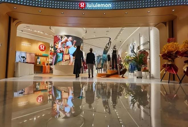 讨好中产的迪卡侬反被穷鬼抛弃(图11)