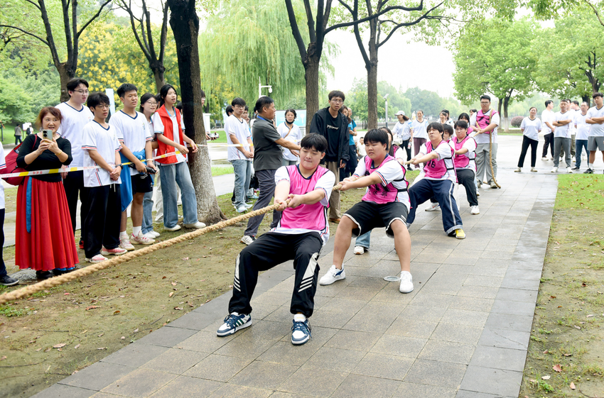 湖北“百街千巷”赛事走进襄城 全民健身热潮涌动(图3)