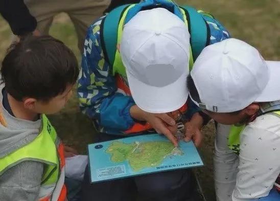 周五宠粉日｜去户外定格温馨家庭时光(图1)