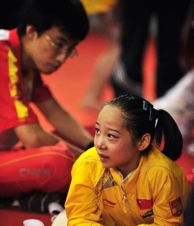 最矮奥运冠军：身高1米37无人追退役后二次发育如今遇到真爱(图12)