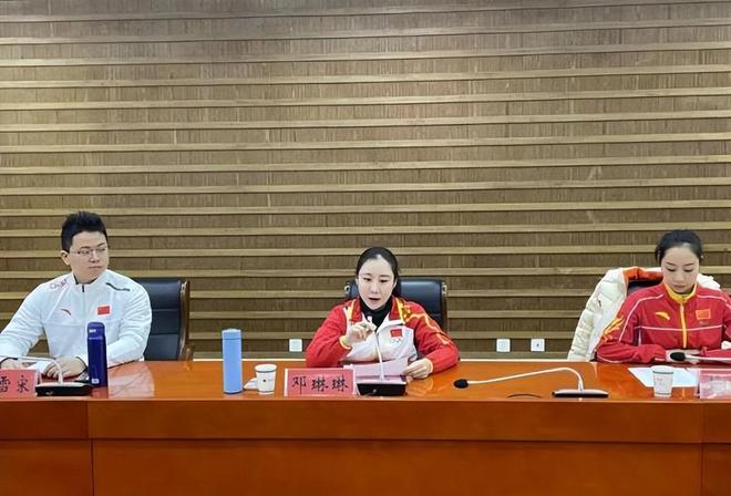 最矮奥运冠军：身高1米37无人追退役后二次发育如今遇到真爱(图15)