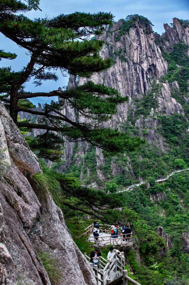 和闺蜜黄山游玩4天3晚大概花多少钱？黄山旅游四天亲身经历分享！(图2)