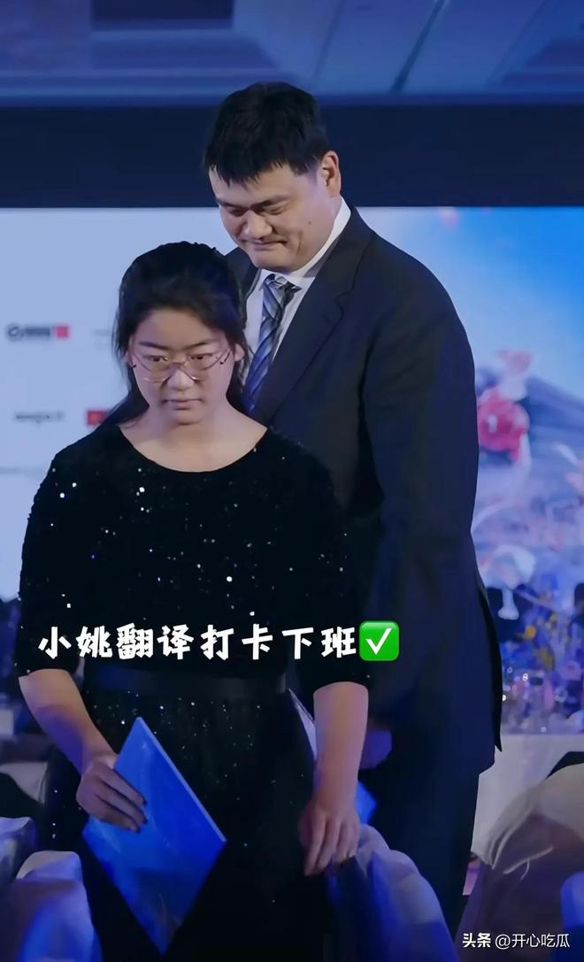 姚明女儿美到认不出！年仅15岁身高2米是一名学霸不爱打篮球(图3)