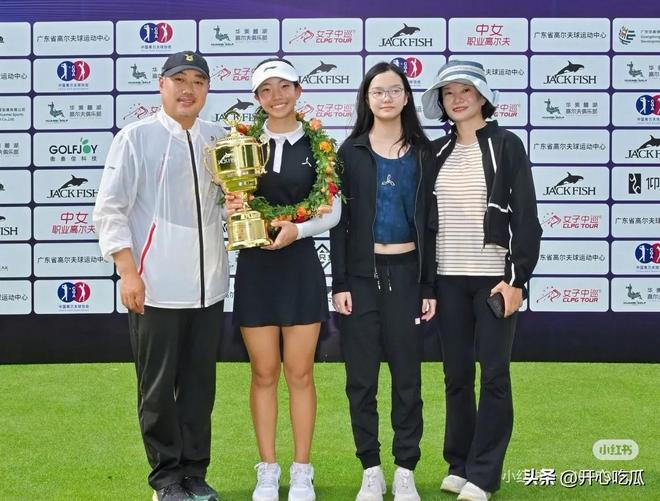 姚明女儿美到认不出！年仅15岁身高2米是一名学霸不爱打篮球(图2)