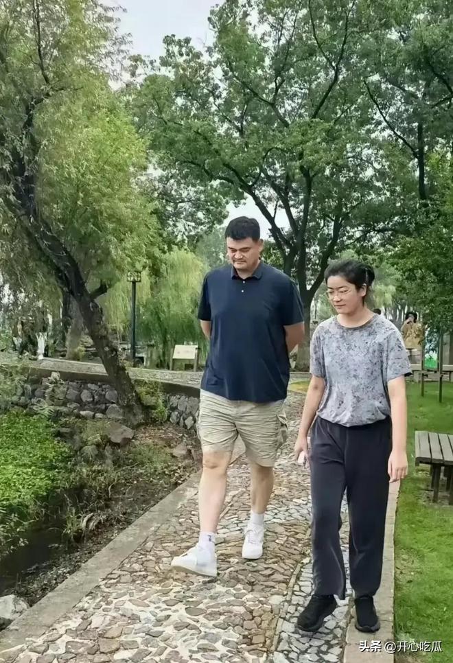 姚明女儿美到认不出！年仅15岁身高2米是一名学霸不爱打篮球(图11)